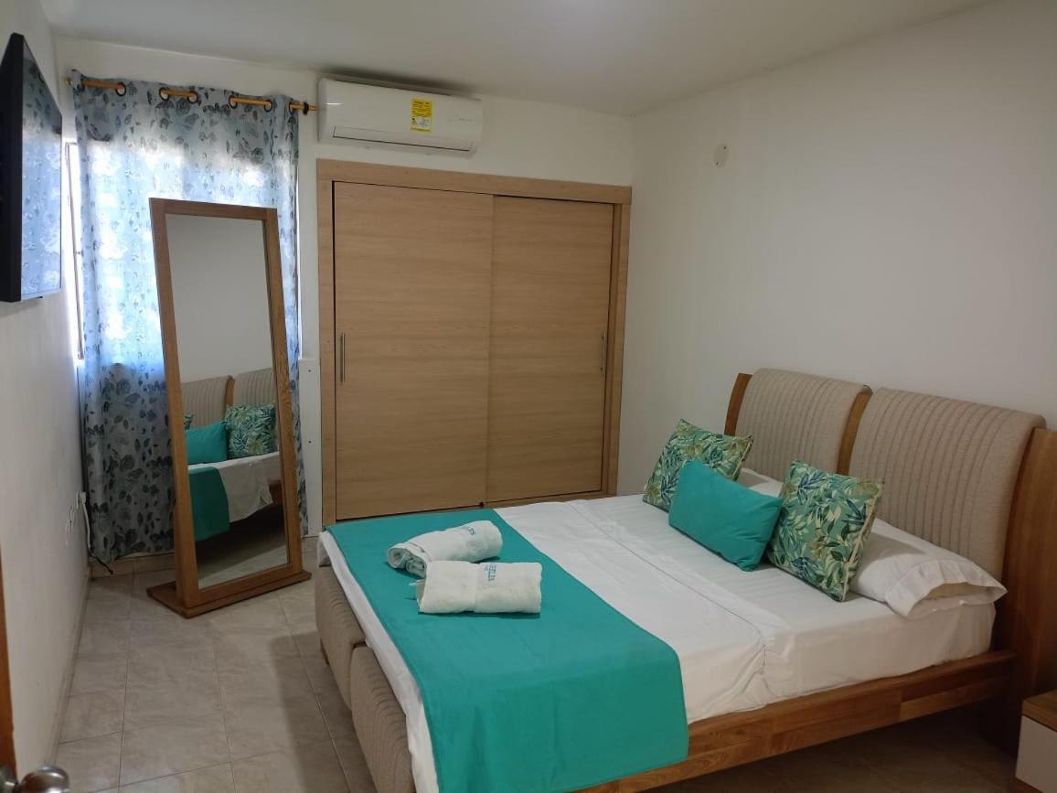 公寓 Rodadero Laureles Con Vista Al Mar Y A La Bahia Santa Marta (Magdalena)